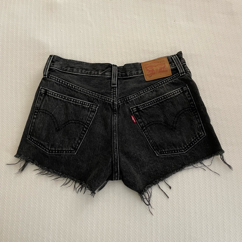 Levi’s cutoff shorts